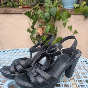 Vintage Born Black Heeled Sandal
